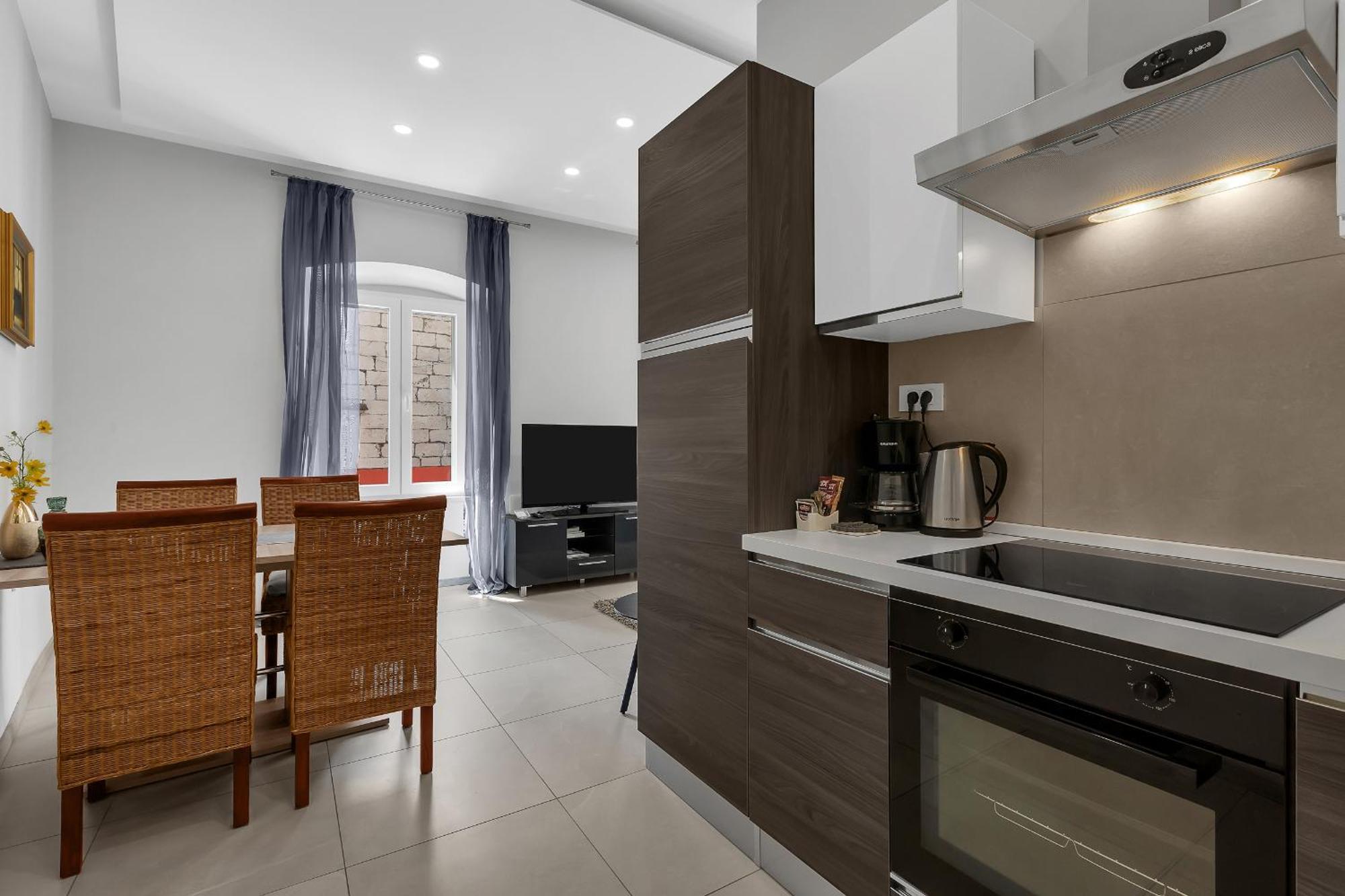 City Center Apartment Dvor Kalalarga Makarska Luaran gambar