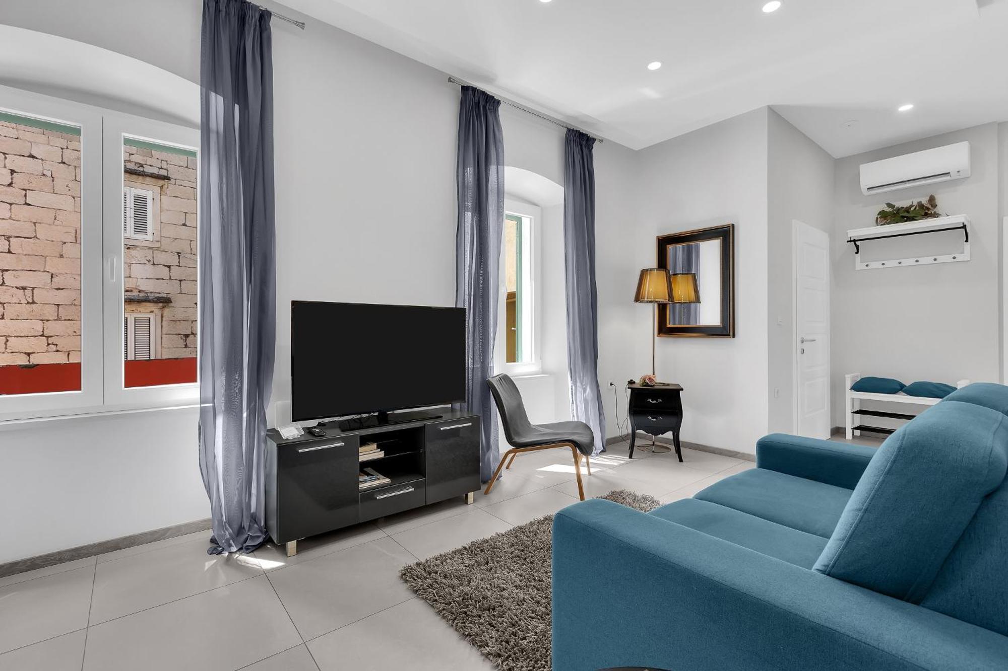 City Center Apartment Dvor Kalalarga Makarska Luaran gambar